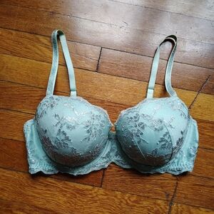 Victoria’s Secret Dream Angels Lined Demi Seafoam Green Pastel Lace 34DD Bra